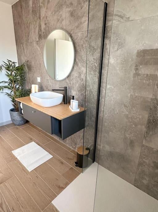 Studio Independant Marigny-Saint-Marcel ภายนอก รูปภาพ